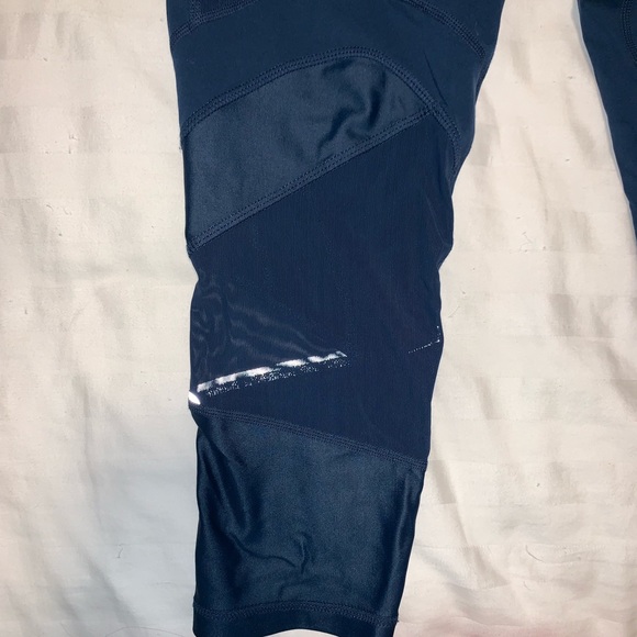 Sweaty Betty Crop Leggings blue with mesh detail - Picture 2 of 5